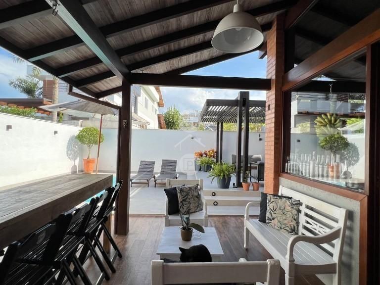 Casa em Pedra Branca, Palhoça. 3 quartos, 260m². Imagem 4 de 13